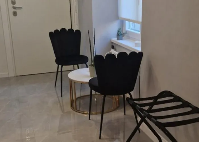 Luxury Apartment Paper